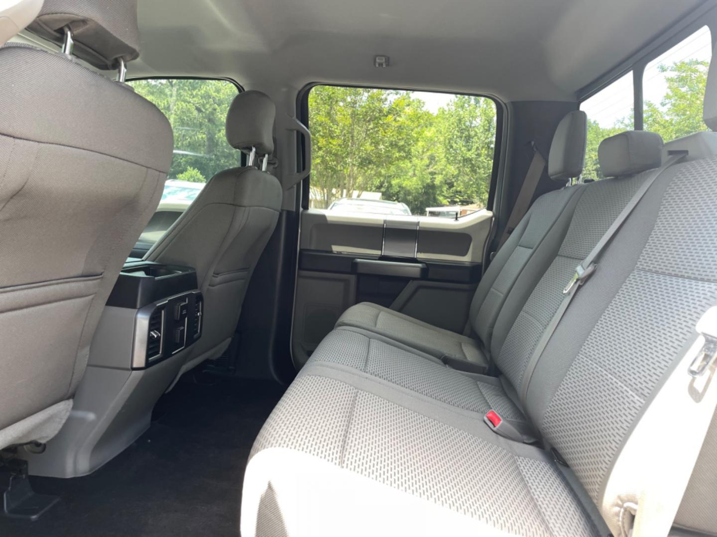 2016 WHITE FORD F-150 XLt (1FTEW1EP1GF) with an 2.7L engine, Automatic transmission, located at 5103 Dorchester Rd., Charleston, SC, 29418-5607, (843) 767-1122, 36.245171, -115.228050 - Clean CarFax (no accidents reported!) CD/AM/FM/Sat/Bluetooth, Dual Climate Control, Power Everything (windows, locks, seats, mirrors), Rear Power Sliding Window, 2 Power Inverters, Keyless Entry, Running Boards, Bed Cover, Tow Package, Chrome Wheels. Local Trade-in! 163k miles Located at New Life A - Photo#16